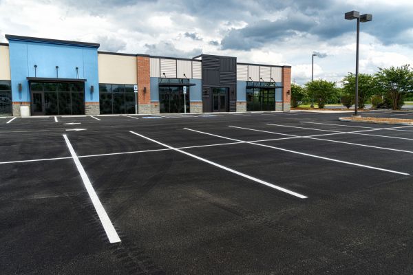 Cost of Parking Lot Blacktopping in Arlington Heights